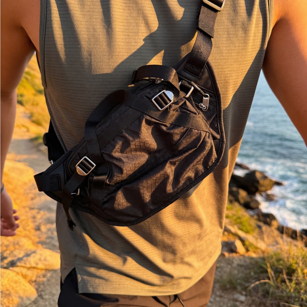 Athleta Black Belt Bag